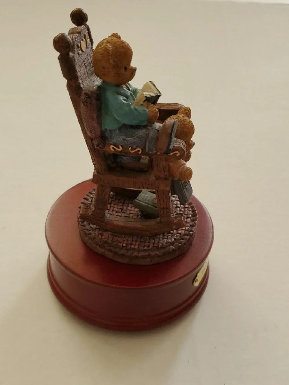 Berry Hill Bears - Take Time for God - Music Box